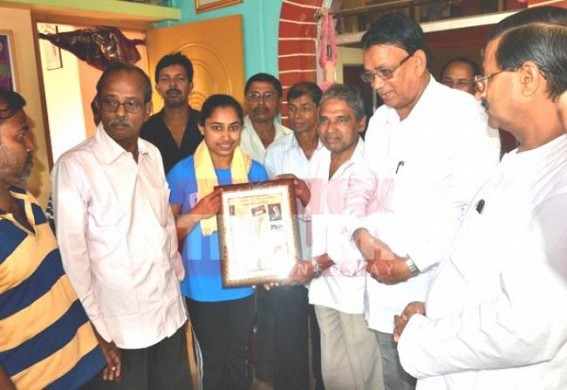 TKLSSU felicitated Dipa Karmakar for her outstanding performance at Rio Olympic 2016